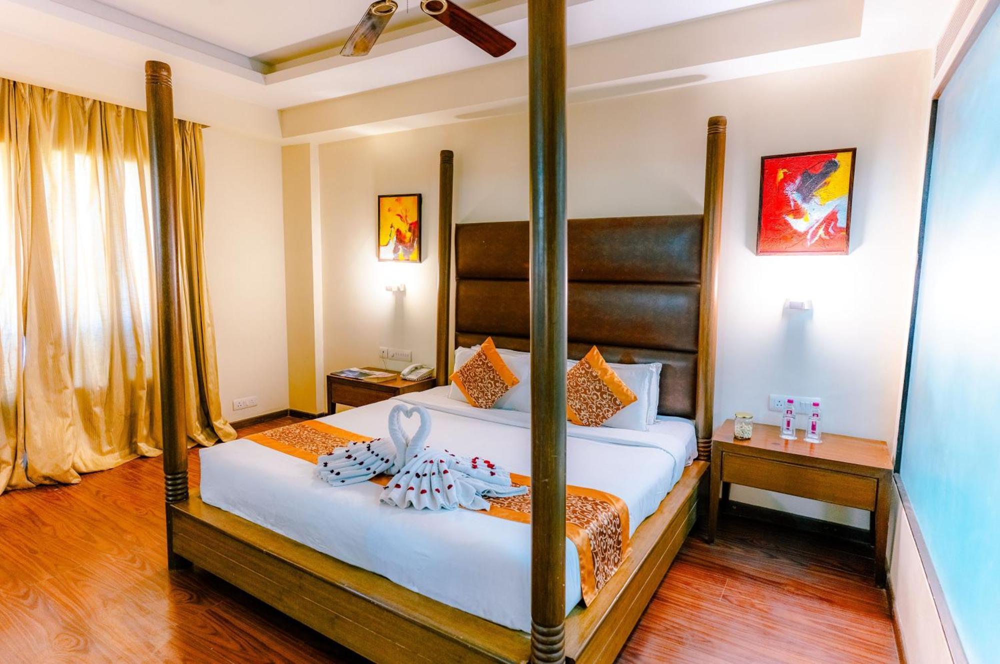 Hotel The Sky Imperial, Udajpur Zewnętrze zdjęcie