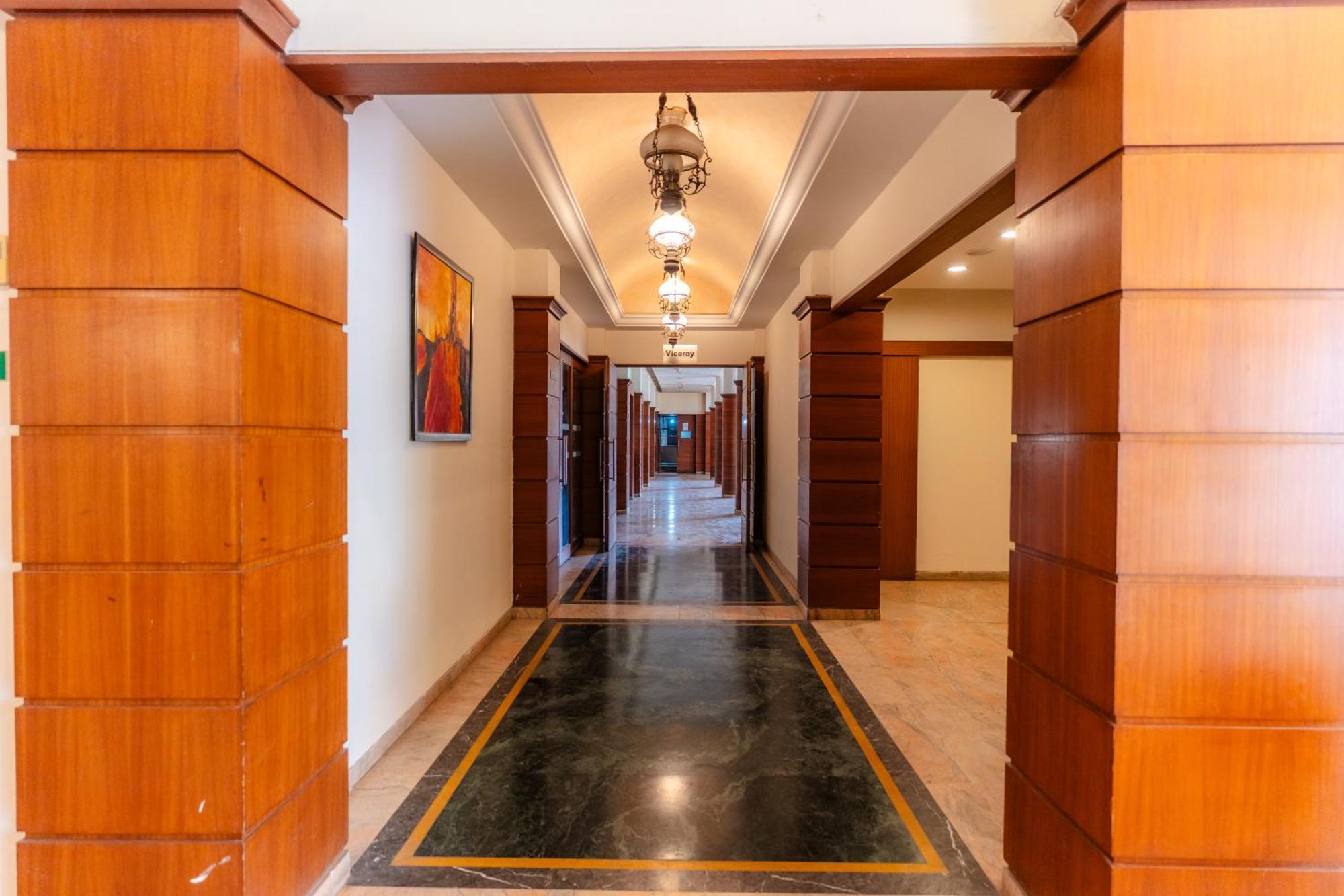 Hotel The Sky Imperial, Udajpur Zewnętrze zdjęcie