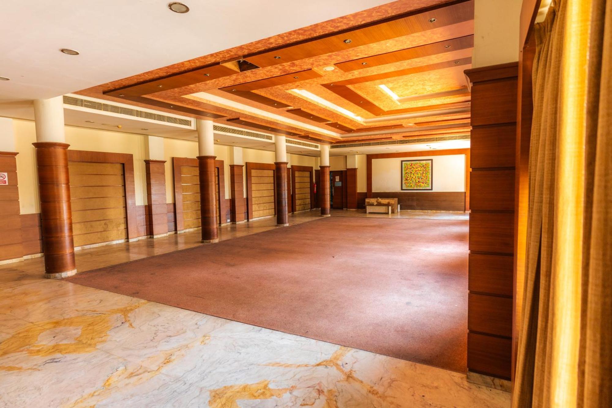 Hotel The Sky Imperial, Udajpur Zewnętrze zdjęcie
