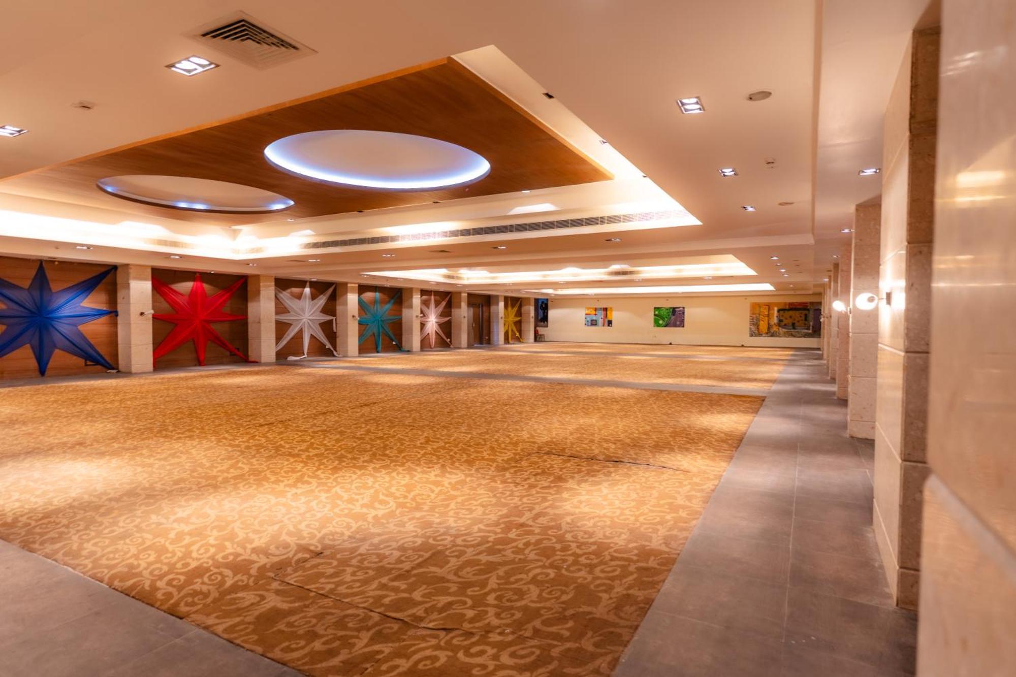 Hotel The Sky Imperial, Udajpur Zewnętrze zdjęcie