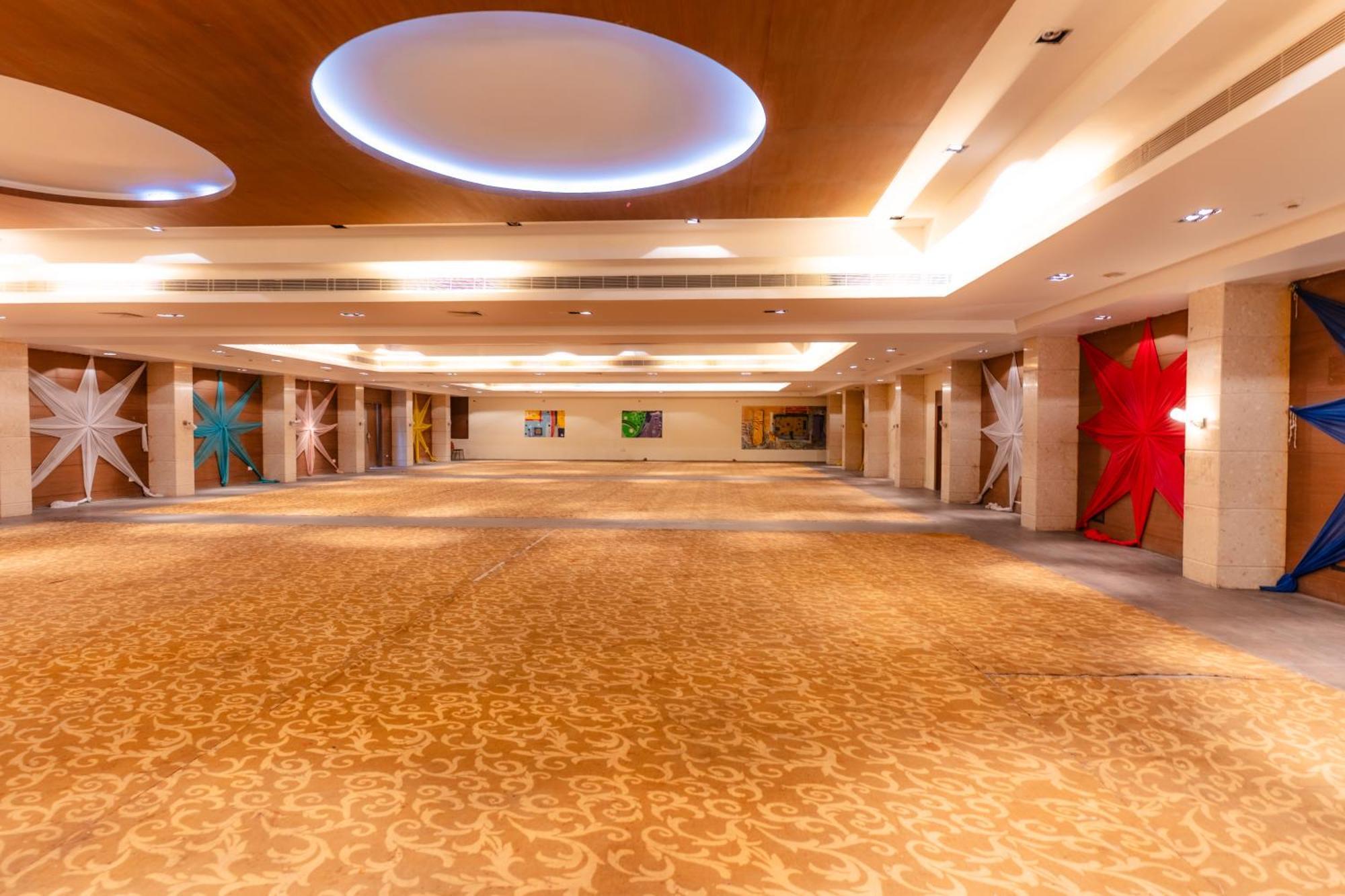 Hotel The Sky Imperial, Udajpur Zewnętrze zdjęcie
